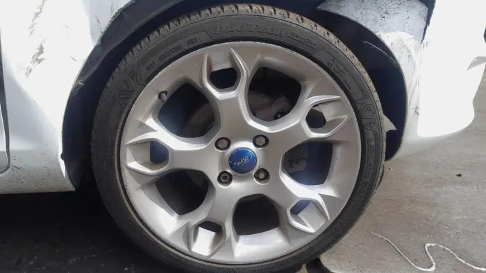 Set of wheels + tyres Ford Fiesta