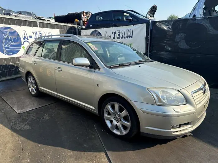 Front door 4-door, right Toyota Avensis