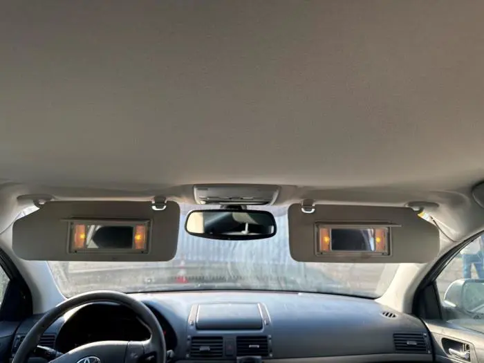 Sun visor Toyota Avensis