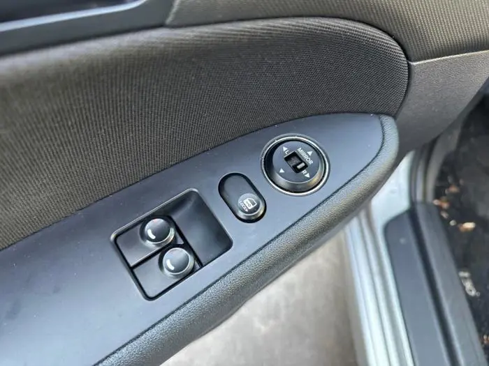 Electric window switch Hyundai I30