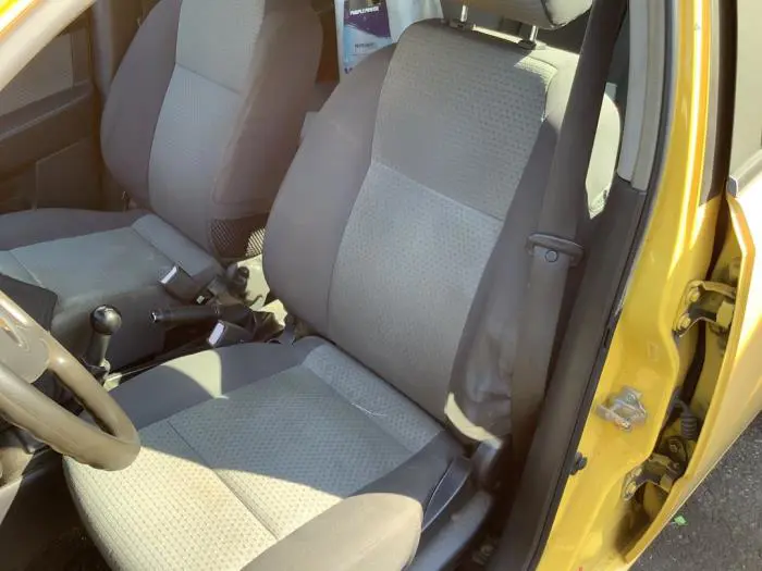 Seat, left Chevrolet Aveo