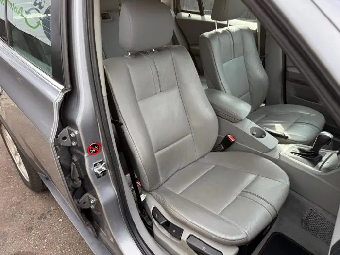 Seat, right BMW X3