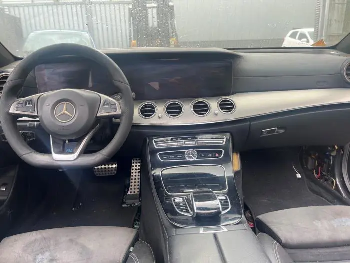 Front seatbelt, left Mercedes E-Klasse