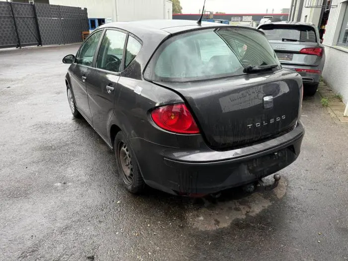 Taillight, left Seat Toledo