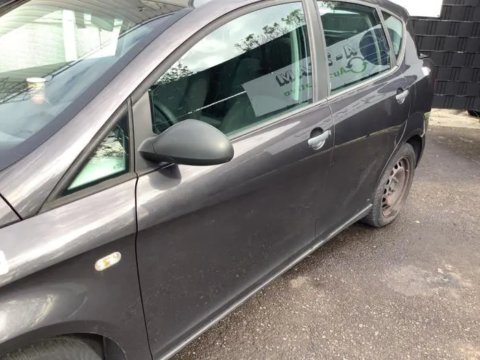 Door 4-door, front left Seat Toledo