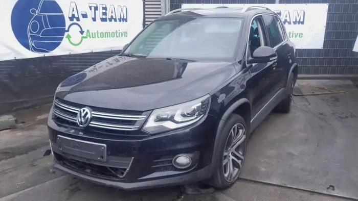 Knuckle, front left Volkswagen Tiguan