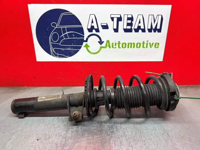 Fronts shock absorber, left Volkswagen Tiguan