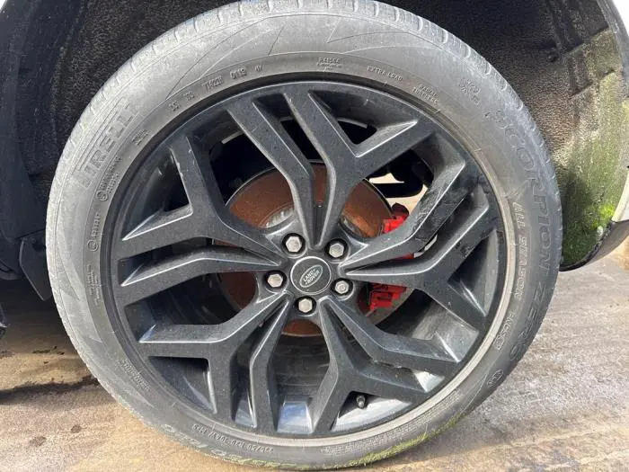 Set of wheels + tyres Landrover Range Rover