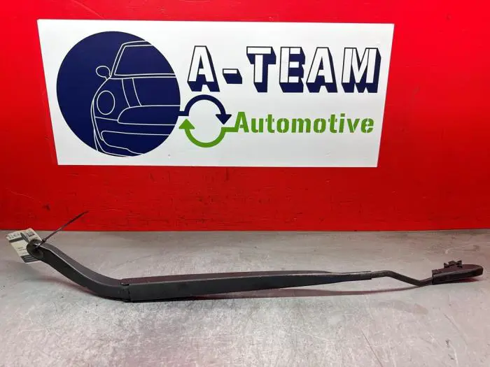 Front wiper arm Renault Scenic