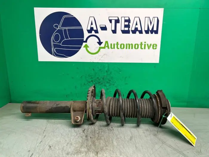 Fronts shock absorber, left Volkswagen Golf