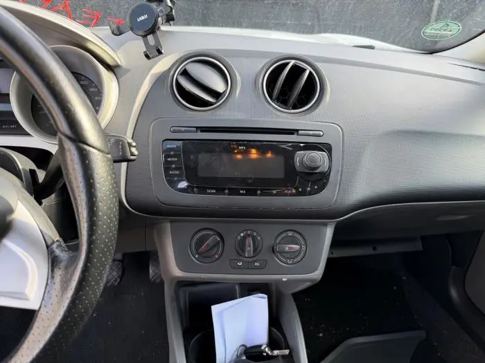 Radio CD player Seat Ibiza