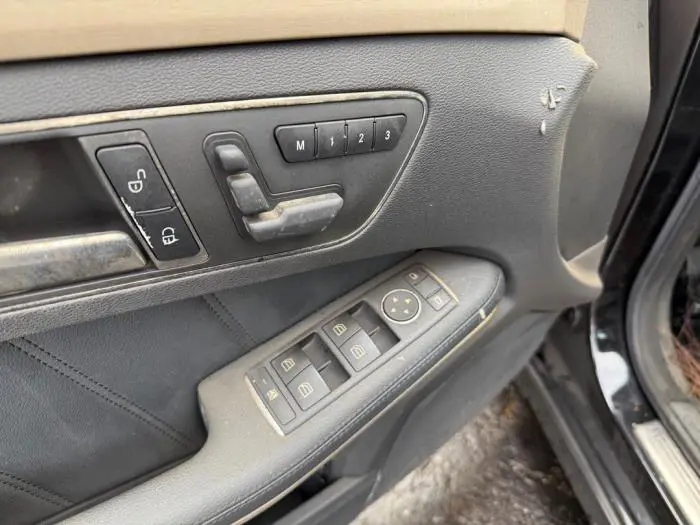 Electric window switch Mercedes E-Klasse