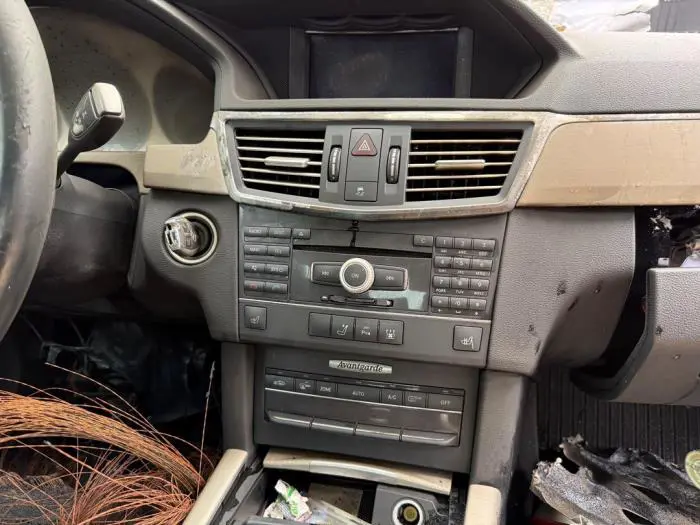 Radio CD player Mercedes E-Klasse