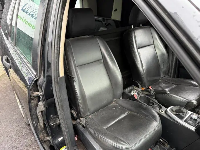 Seat, right Landrover Freelander