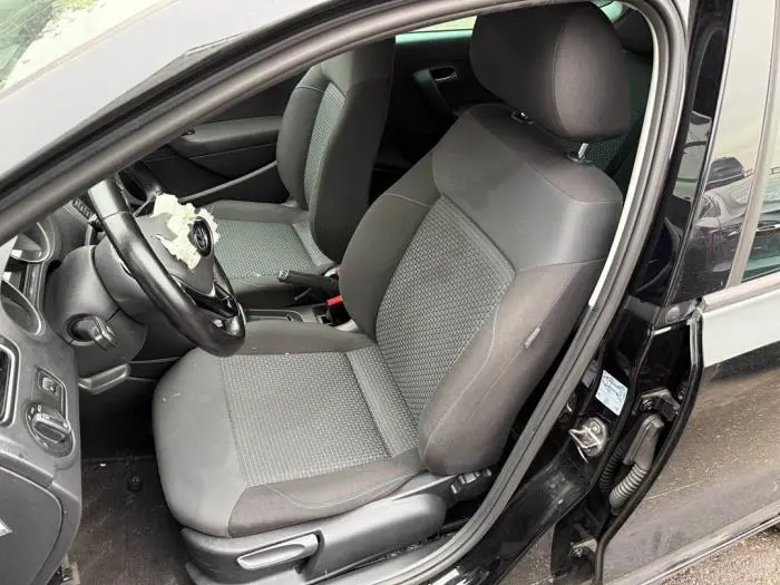 Seat, left Volkswagen Polo