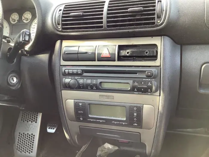 Radio CD player Seat Leon