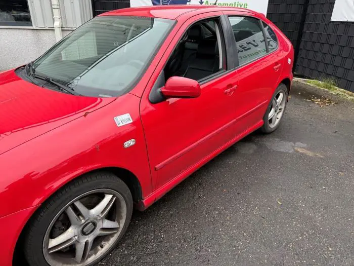 Door 4-door, front left Seat Leon