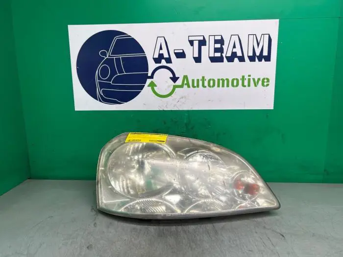 Headlight, right Chevrolet Nubira 03-