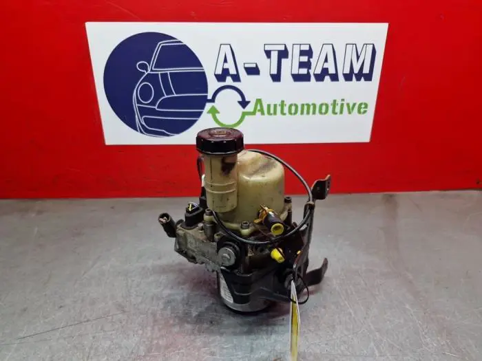 Power steering pump Dacia Sandero