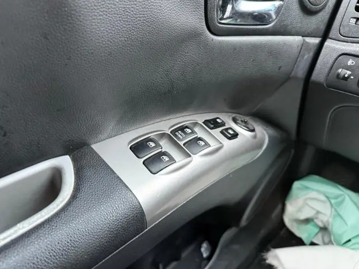 Electric window switch Kia Sportage