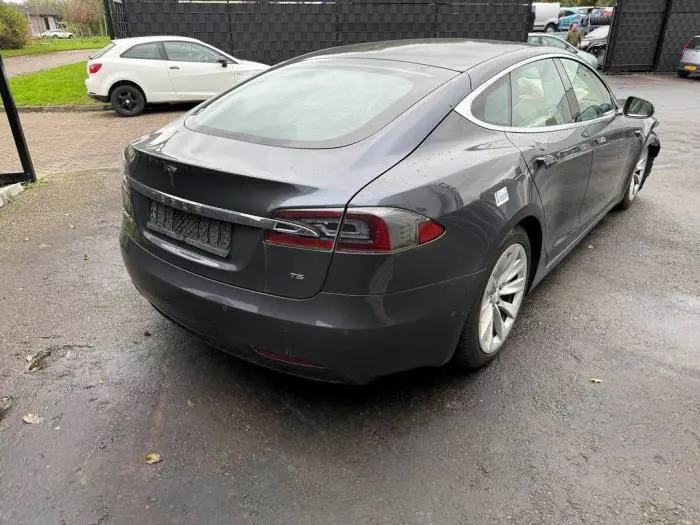 Rear bumper Tesla Model S