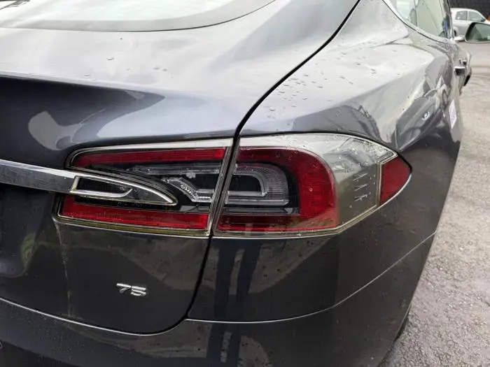 Taillight, right Tesla Model S