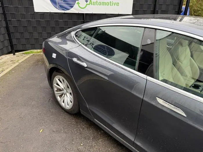 Rear door 4-door, right Tesla Model S