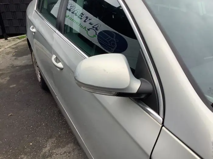 Wing mirror, right Volkswagen Passat