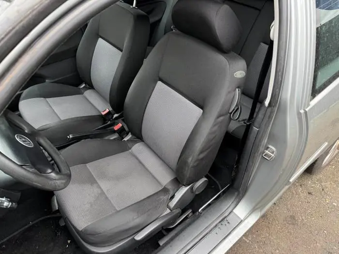 Seat, left Volkswagen Golf