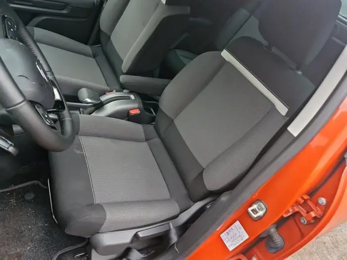 Seat, left Citroen C3 Aircross