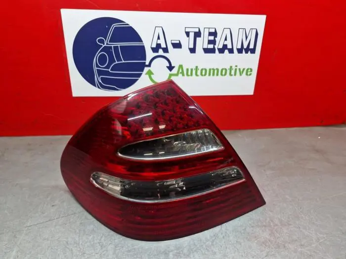 Taillight, left Mercedes E-Klasse