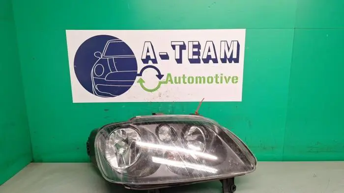 Headlight, right Volkswagen Caddy