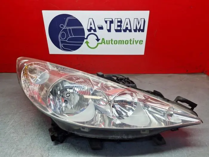 Headlight, right Peugeot 207