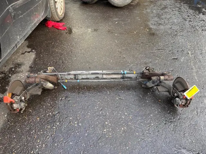 Rear-wheel drive axle Peugeot 206